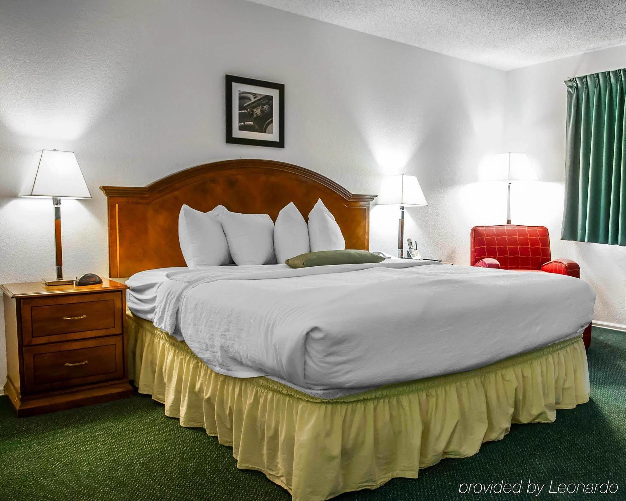 Hotel Budget Host Trinidad