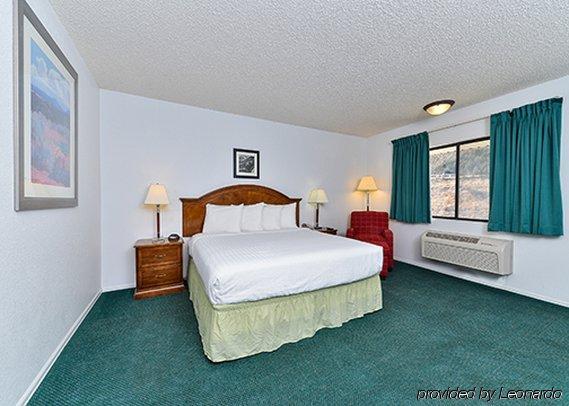 Hotel Budget Host